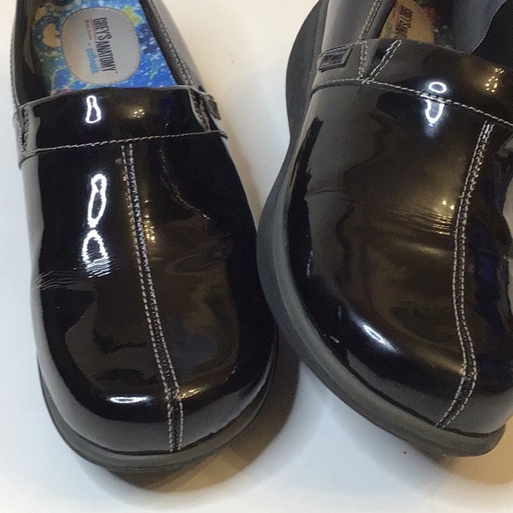 GREY’S ANATOMY SOFT WALK BLACK PATENT CLOGS SHOES SZ 8.5 M - Picture 11 of 15